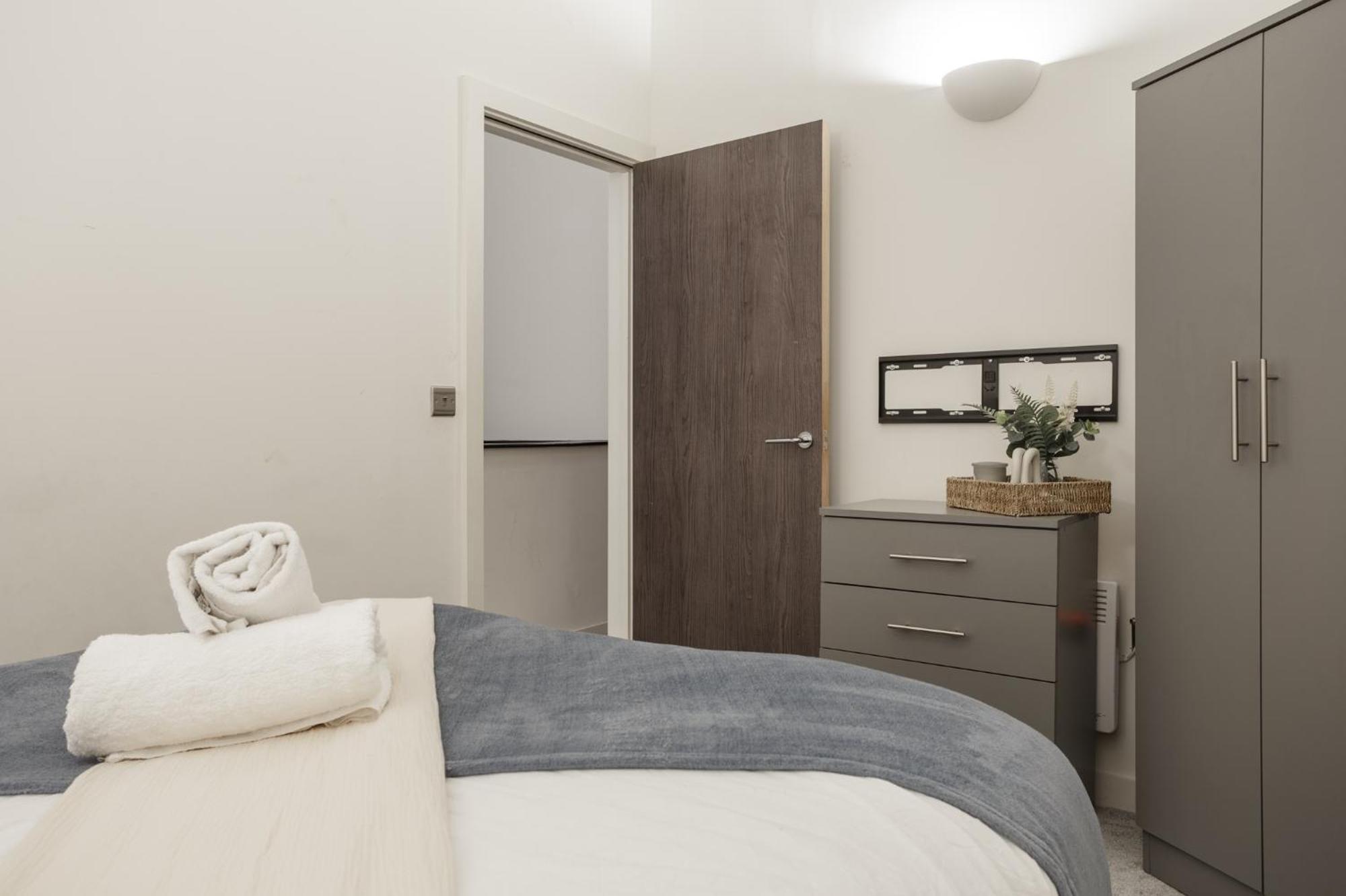 Apartamento Exclusive Penthouse- 85 Inch Huge Tv Bradford  Exterior foto